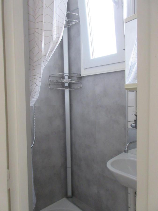 Bourg-La-Reine : Joli Appartement De 20 M² Exterior photo